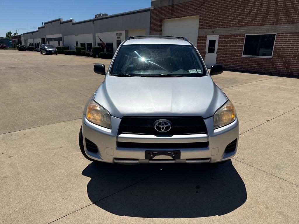 Toyota RAV4  2010