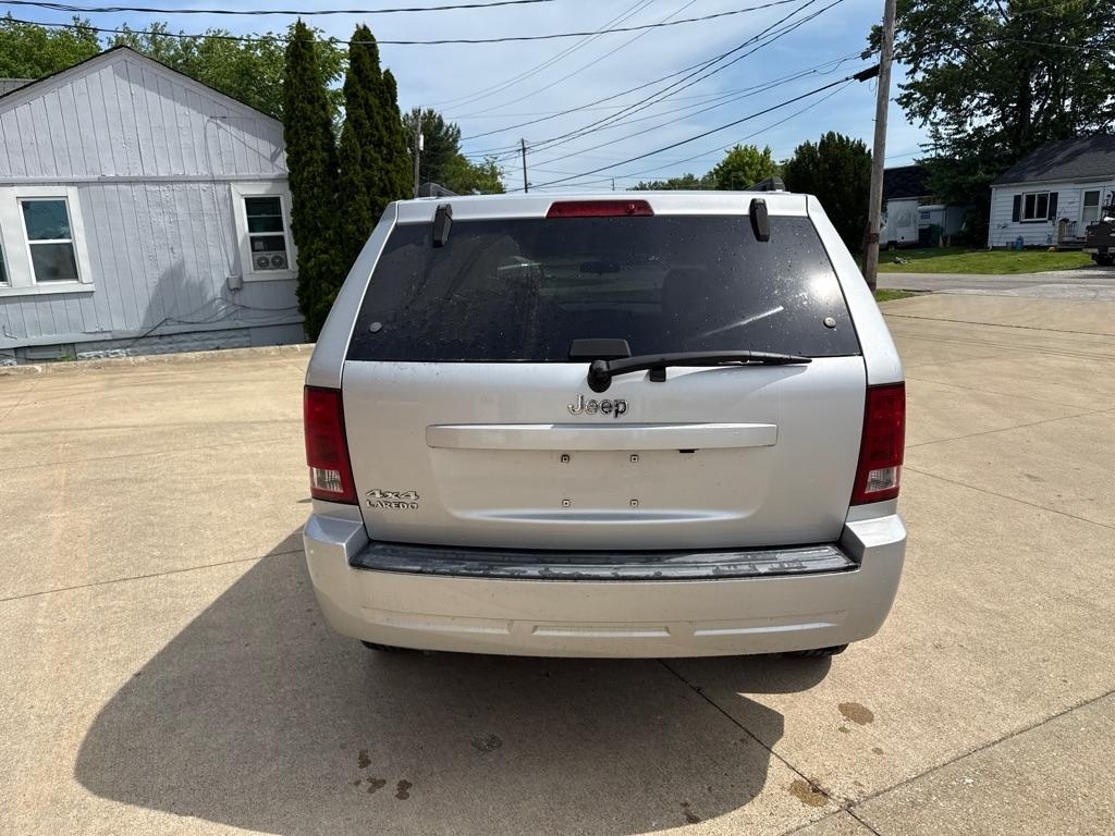 Jeep Grand Cherokee Laredo 4WD 2006