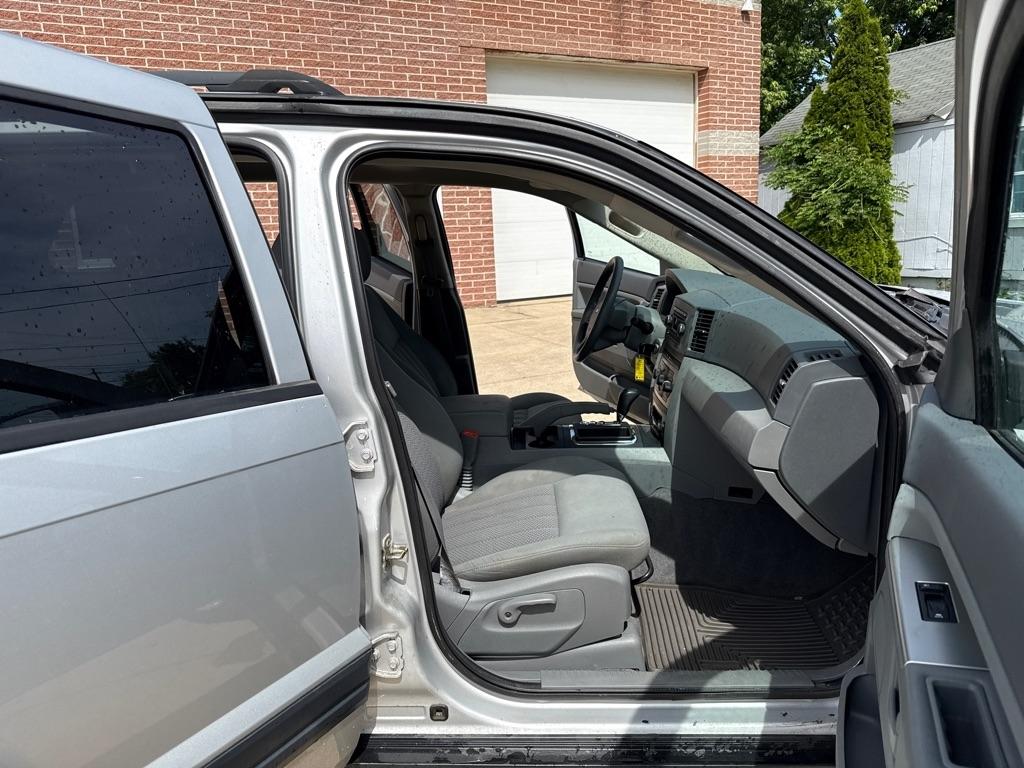 Jeep Grand Cherokee Laredo 4WD 2006