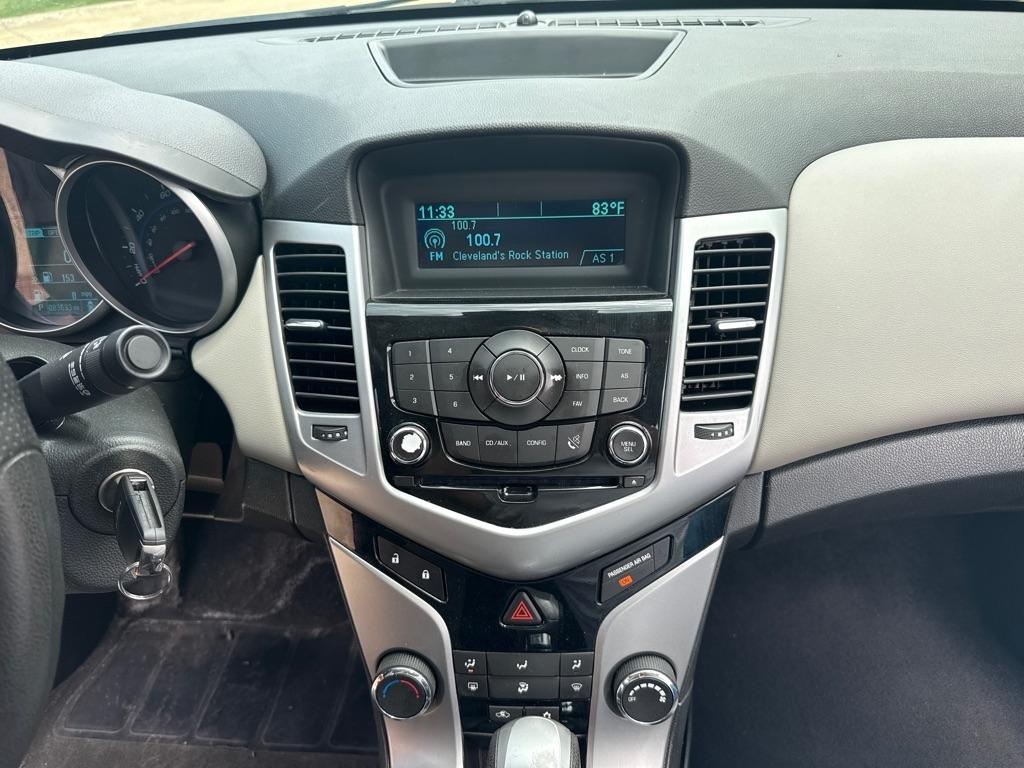 Chevrolet Cruze LS Auto 2013