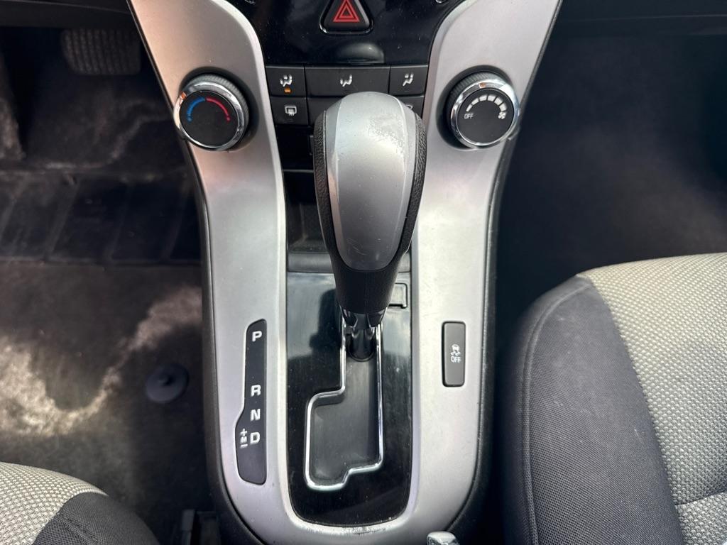 Chevrolet Cruze LS Auto 2013