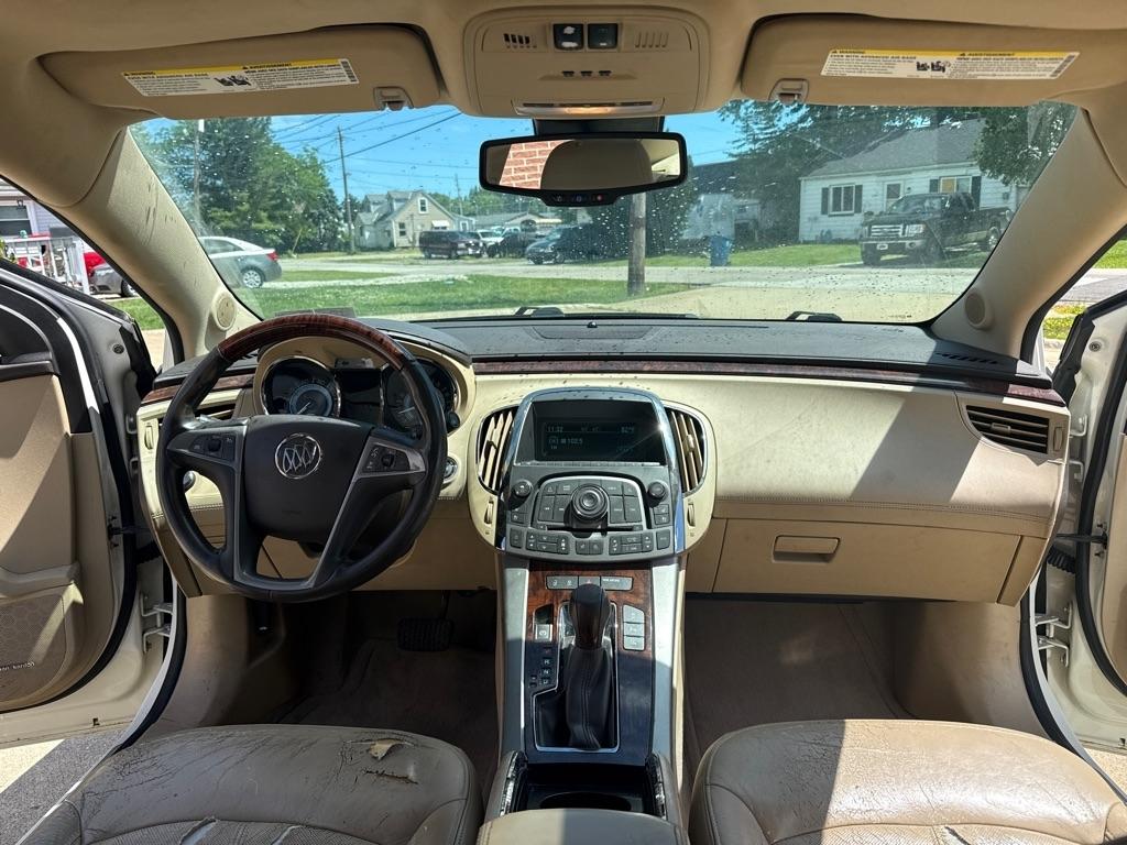 Buick LaCrosse CXS 2011