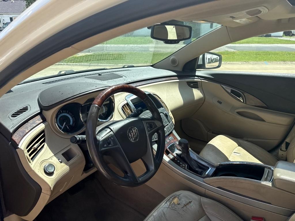 Buick LaCrosse CXS 2011