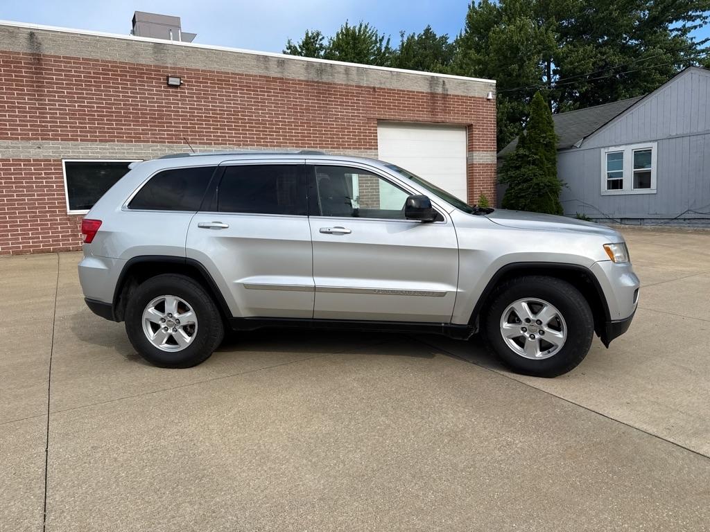 Jeep Grand Cherokee Laredo 4WD 2012