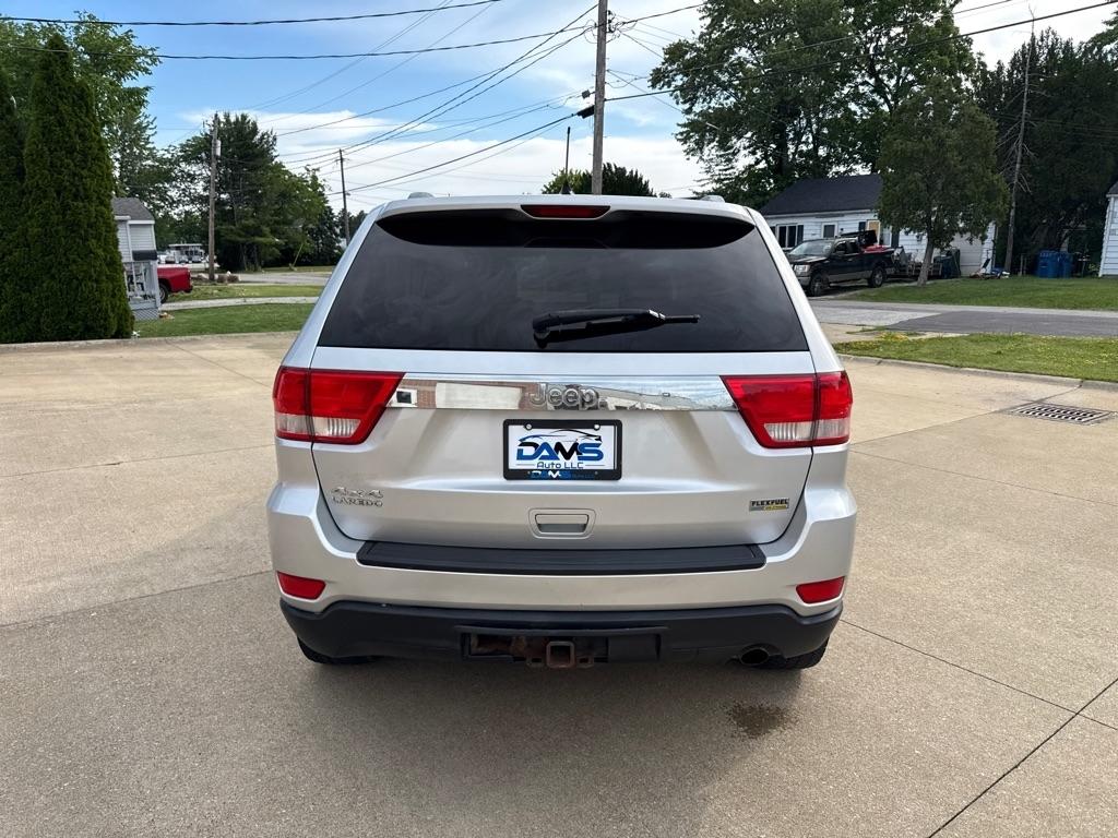 Jeep Grand Cherokee Laredo 4WD 2012