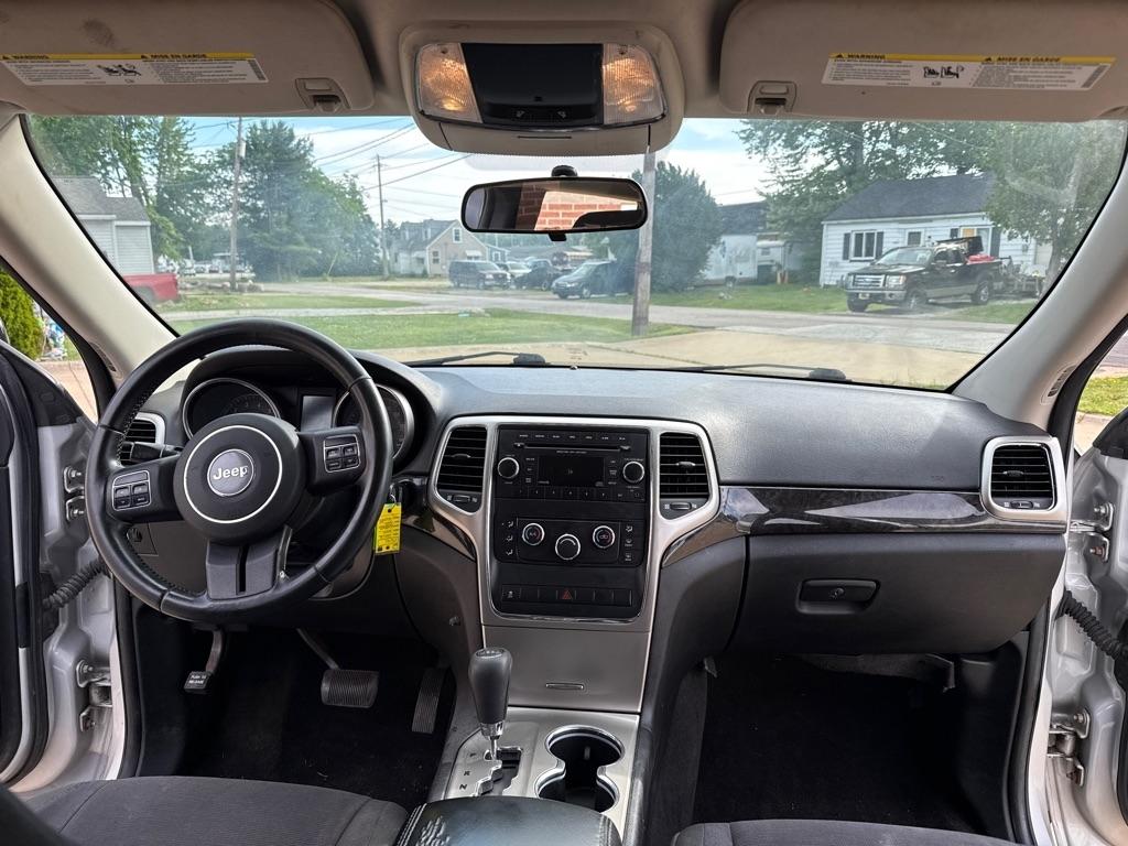 Jeep Grand Cherokee Laredo 4WD 2012