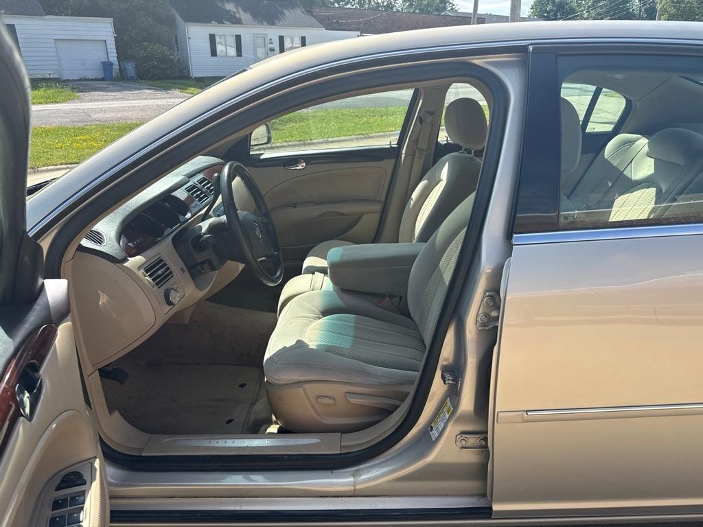 Buick Lucerne CX 2008