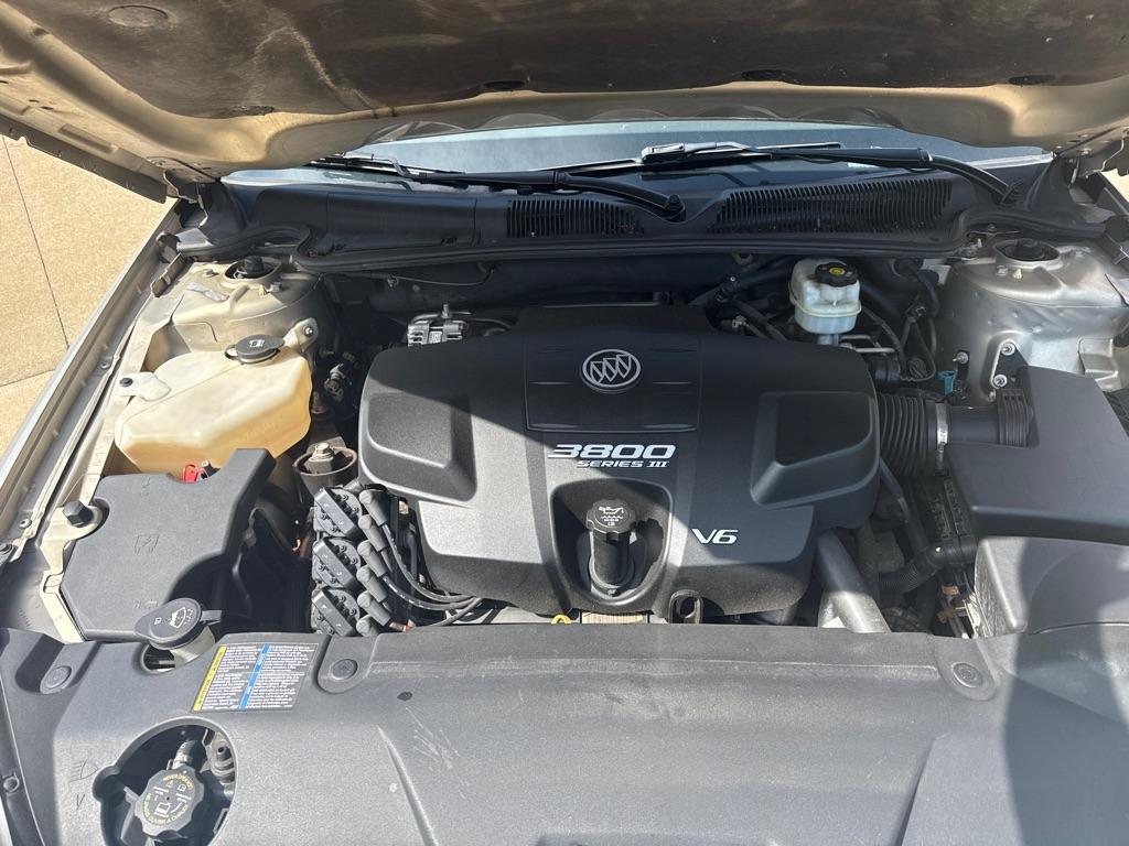 Buick Lucerne CX 2008