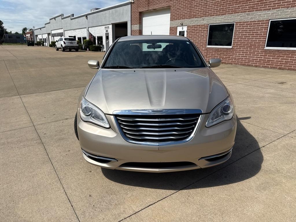 Chrysler 200 Touring 2013