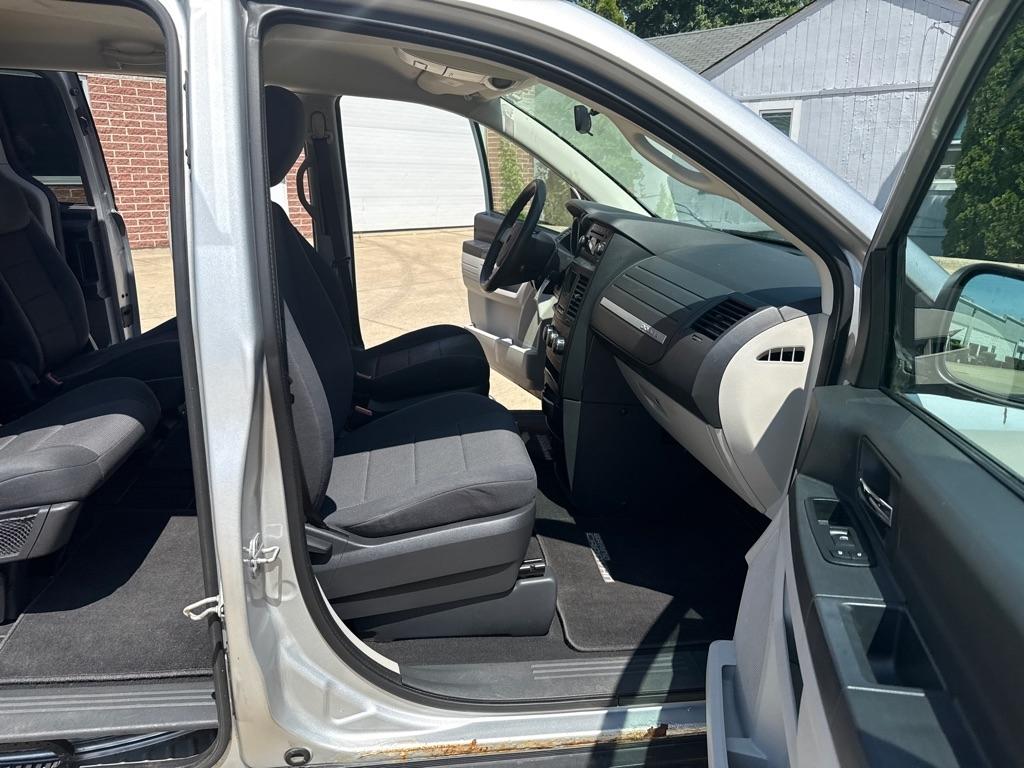 Dodge Grand Caravan SE 2009