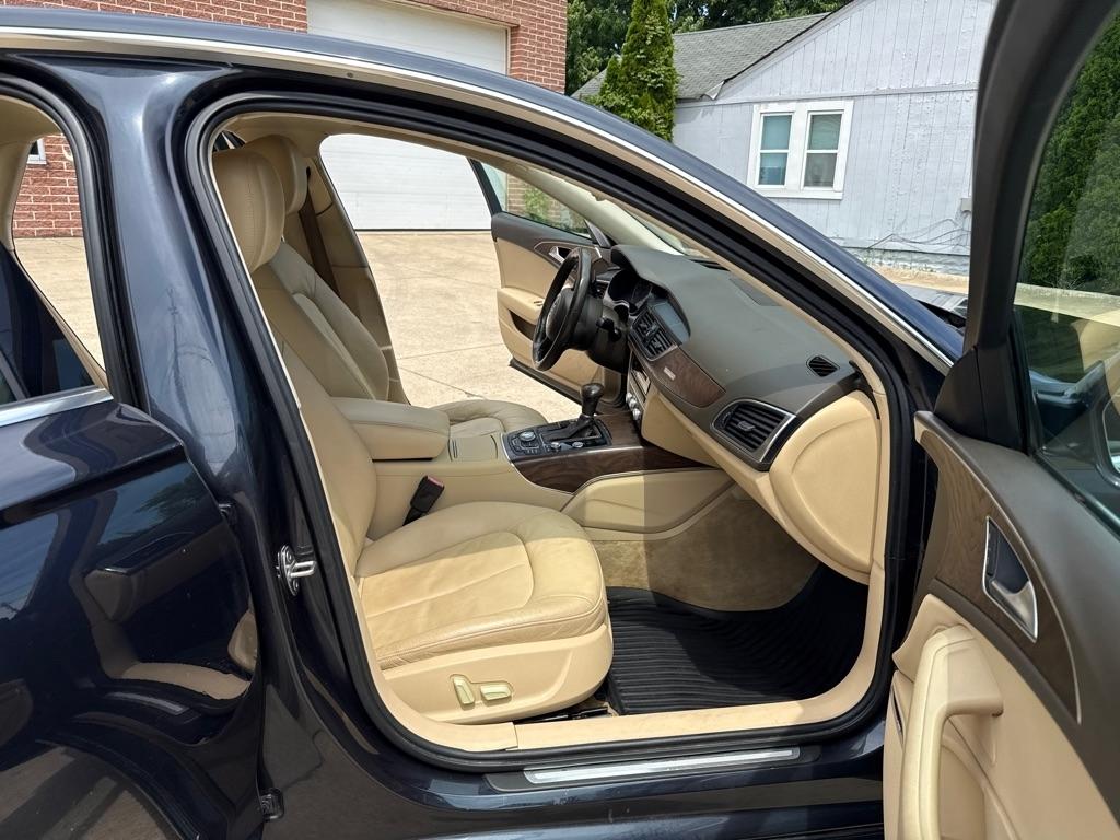 Audi A6 2.0T Premium Sedan FrontTrak Multitronic 2013