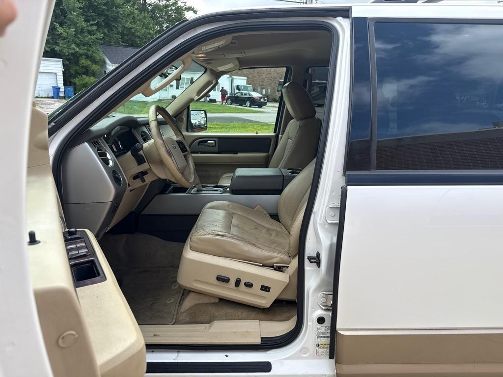 Ford Expedition EL King Ranch 4WD 2013