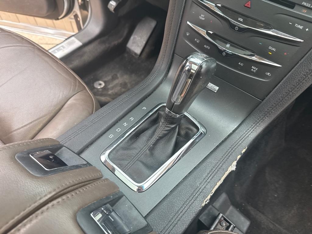 Lincoln MKT  2014