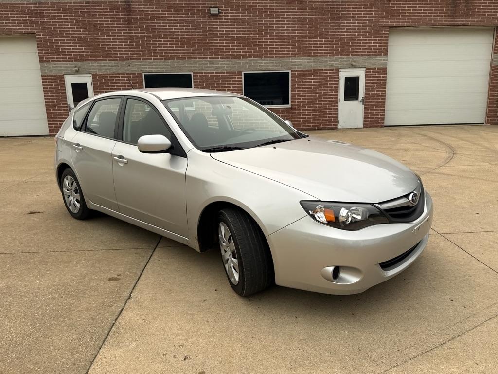 Subaru Impreza 2.5i 5-door 2011