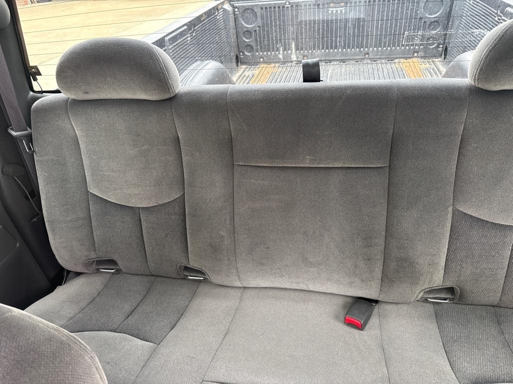 GMC Sierra 2500HD Ext. Cab Short Bed 4WD 2005