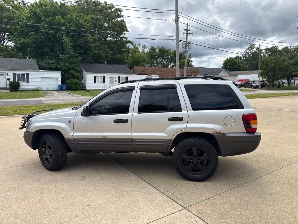 Jeep Grand Cherokee Laredo 4WD 2004