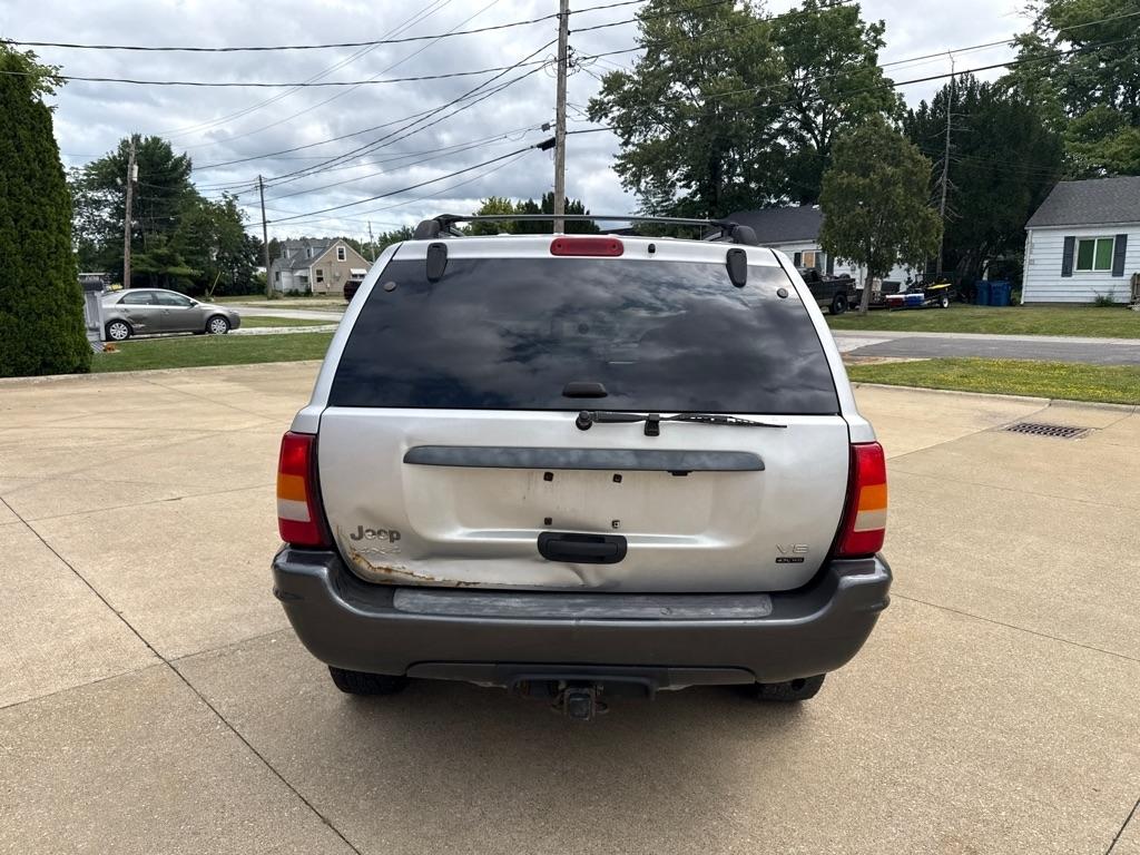 Jeep Grand Cherokee Laredo 4WD 2004