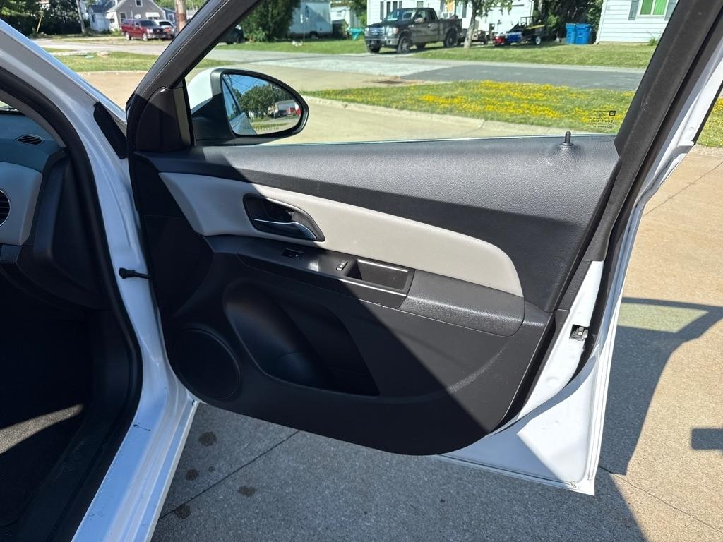 Chevrolet Cruze 1LT Auto 2015