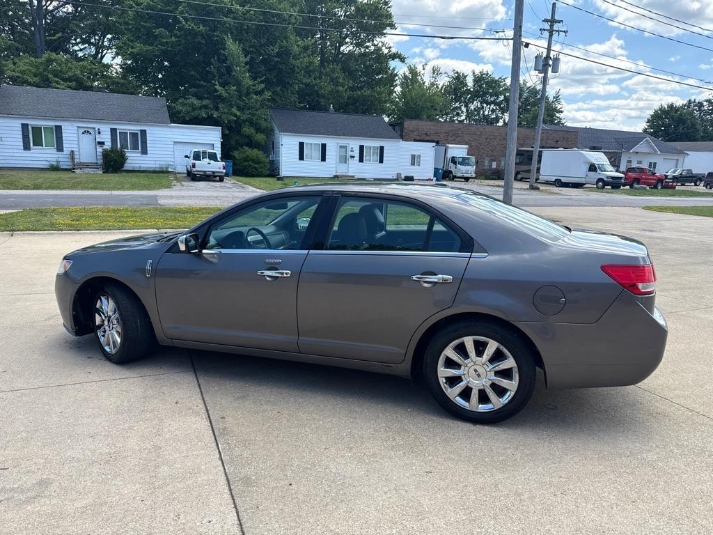 Lincoln MKZ  2011