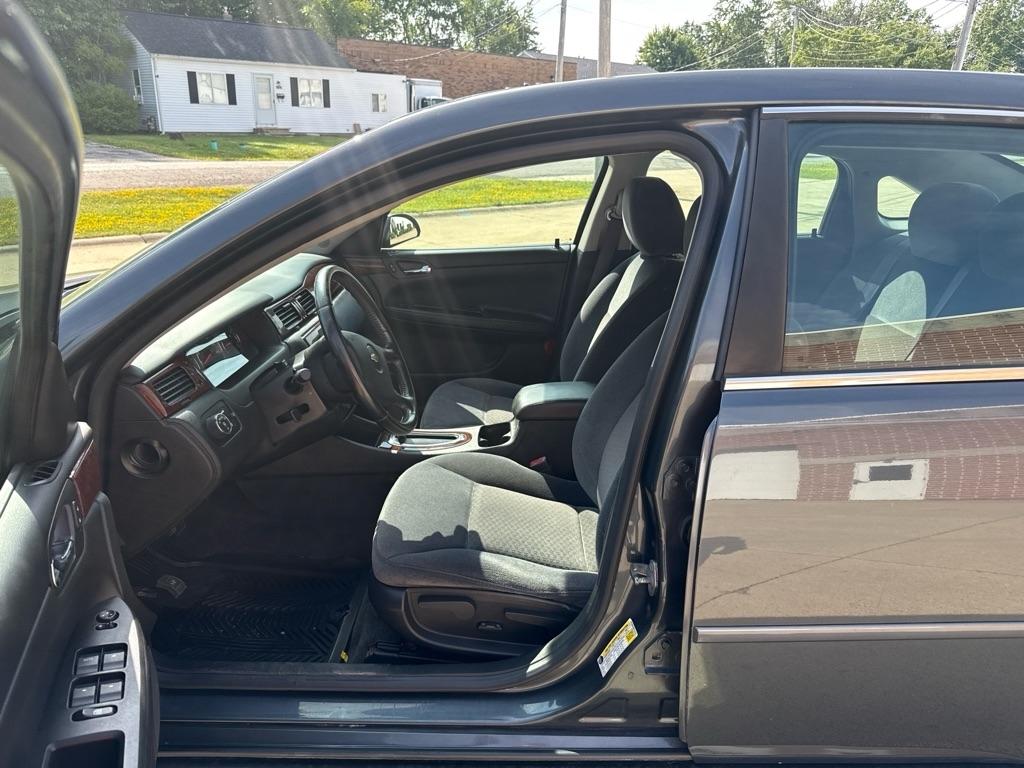 Chevrolet Impala LT 2011