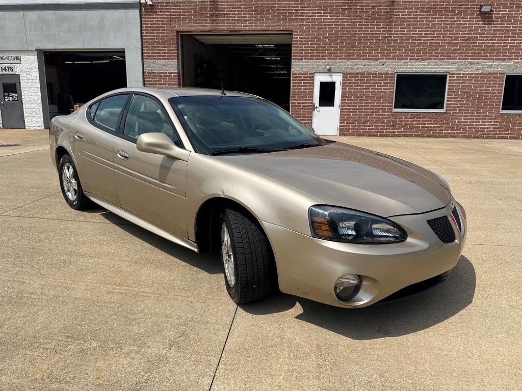 Pontiac Grand Prix  2005