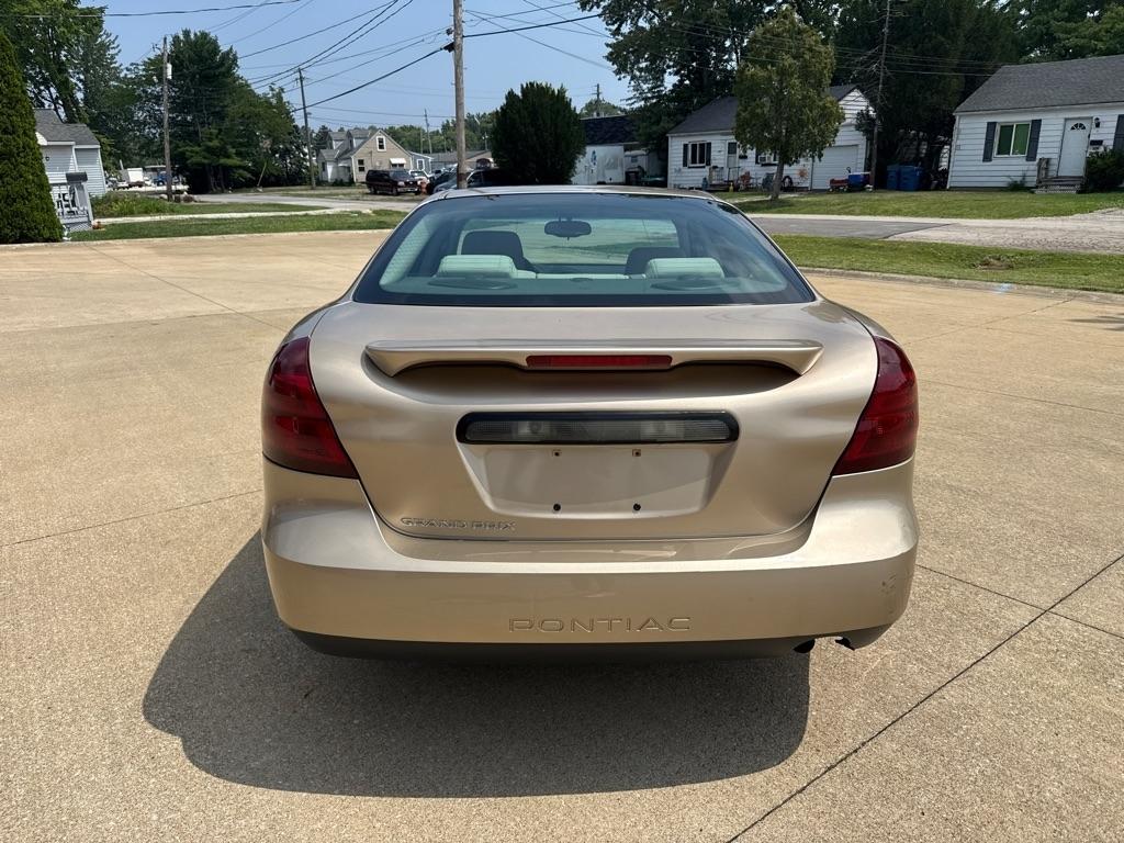 Pontiac Grand Prix  2005
