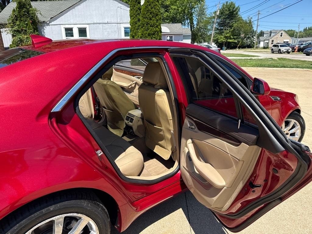 Cadillac CTS 3.6L SIDI with Navigation 2009