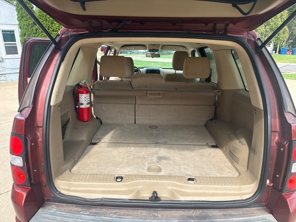Ford Explorer XLT 4.0L 4WD 2010