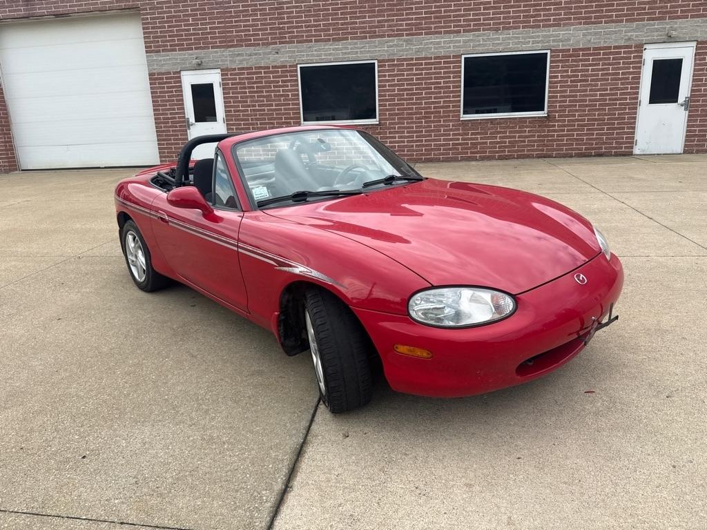 Mazda MX-5 Miata  1999