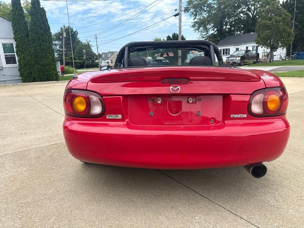 Mazda MX-5 Miata  1999