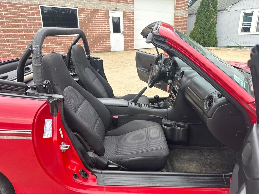 Mazda MX-5 Miata  1999