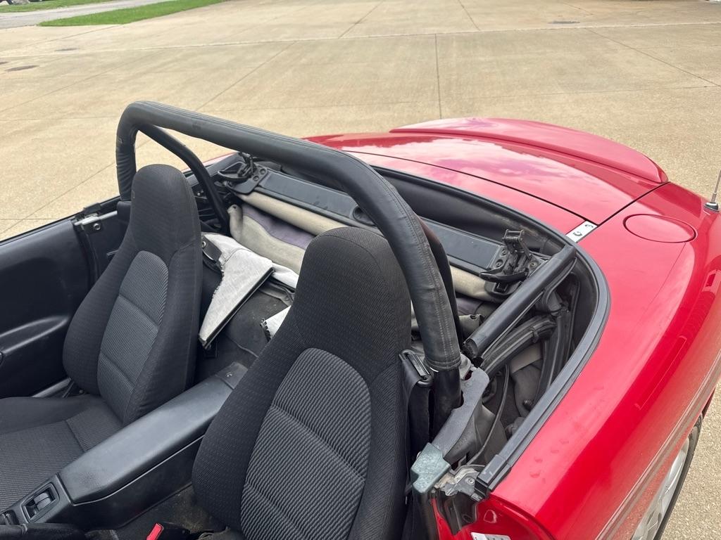 Mazda MX-5 Miata  1999