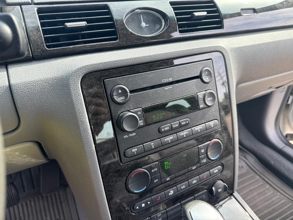 Mercury Montego Premier 2005
