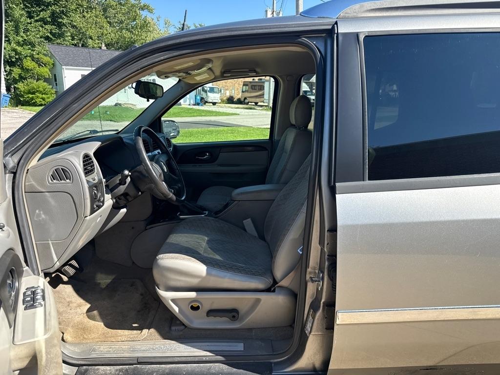 GMC Envoy XUV SLE 4WD 2005