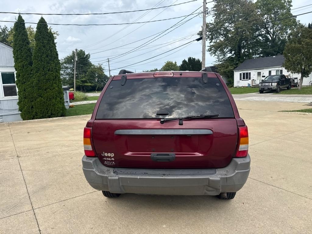 Jeep Grand Cherokee Laredo 4WD 2002