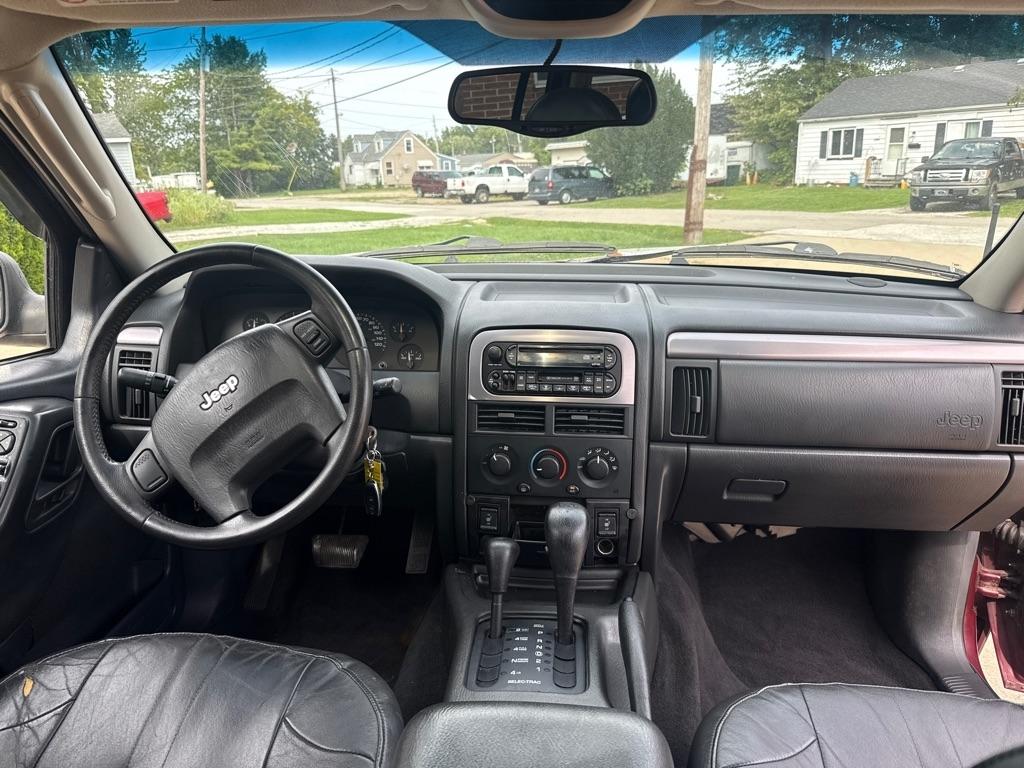 Jeep Grand Cherokee Laredo 4WD 2002