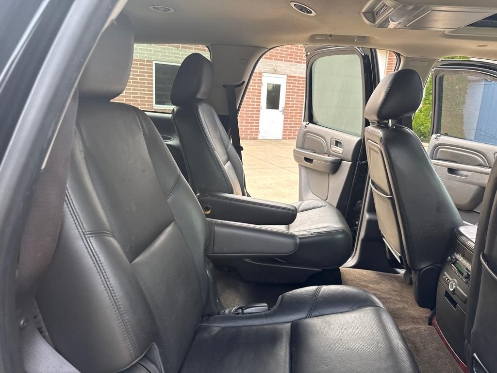 Cadillac Escalade AWD Premium 2013