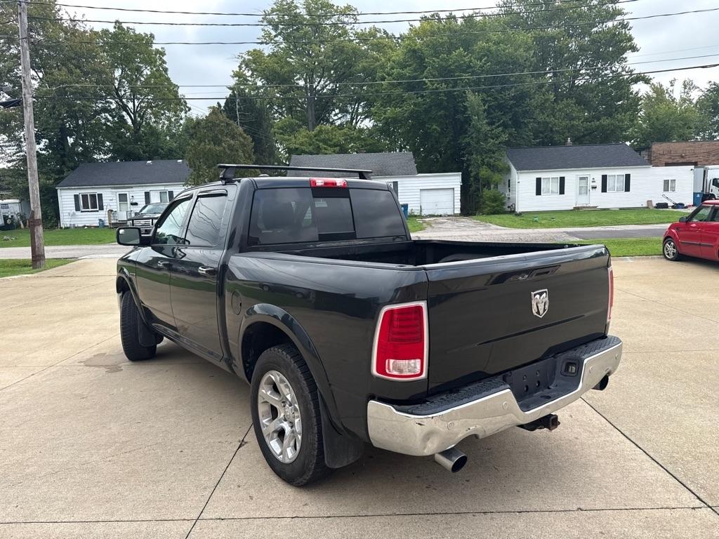 RAM 1500 Laramie Crew Cab SWB 4WD 2016