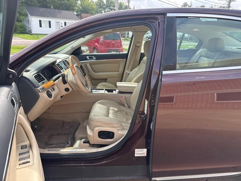 Lincoln MKS  2009