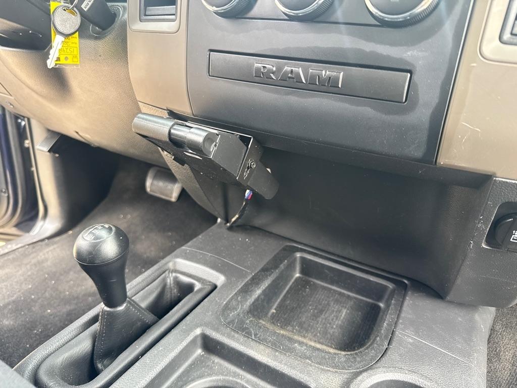 RAM 2500 ST Crew Cab SWB 4WD 2012