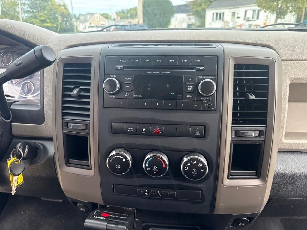 RAM 2500 ST Crew Cab SWB 4WD 2012