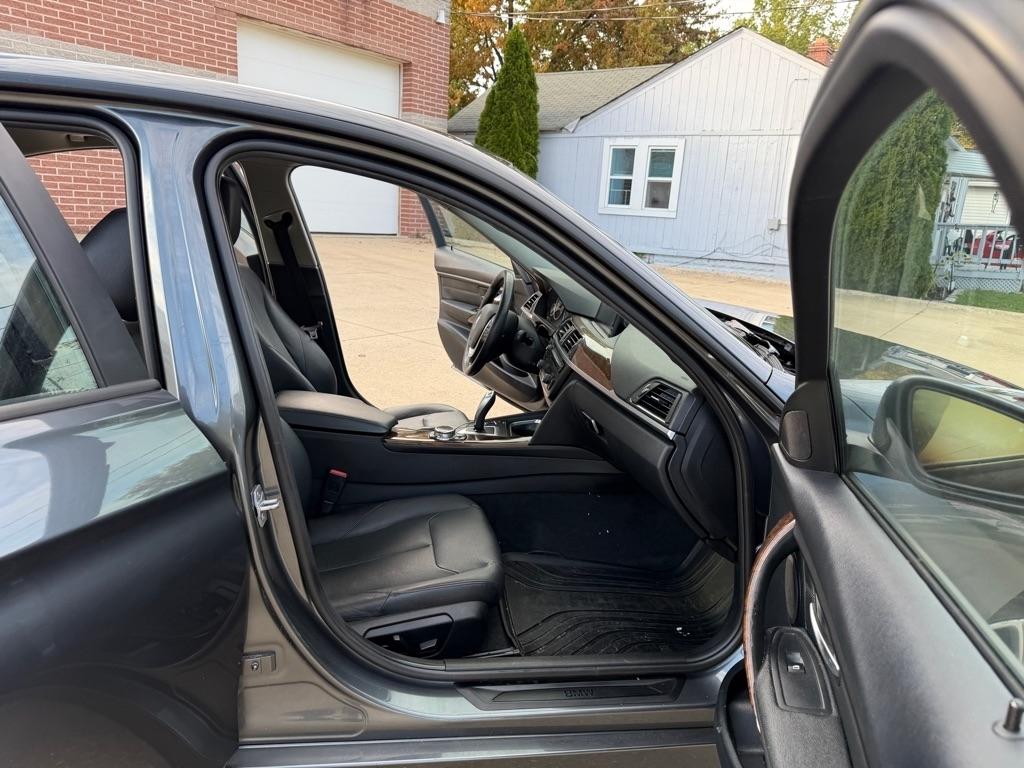 BMW 3-Series 328i xDrive Sedan 2015