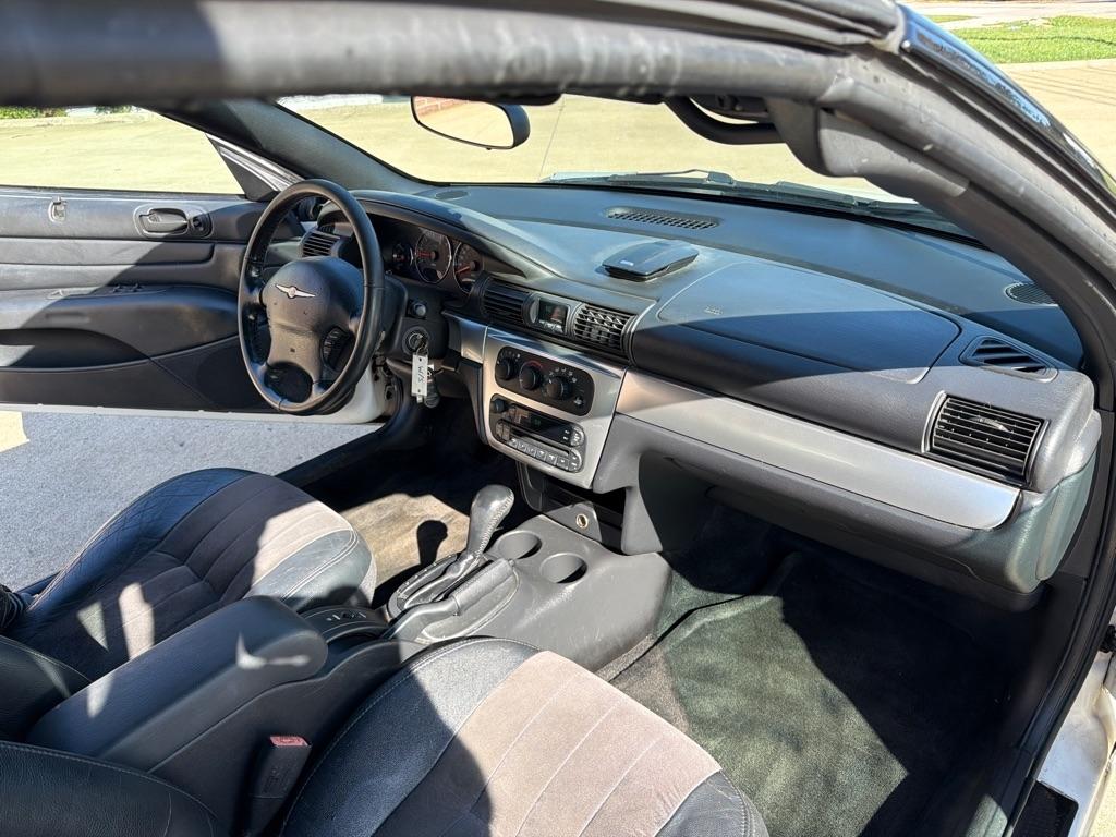 Chrysler Sebring Touring Convertible 2005
