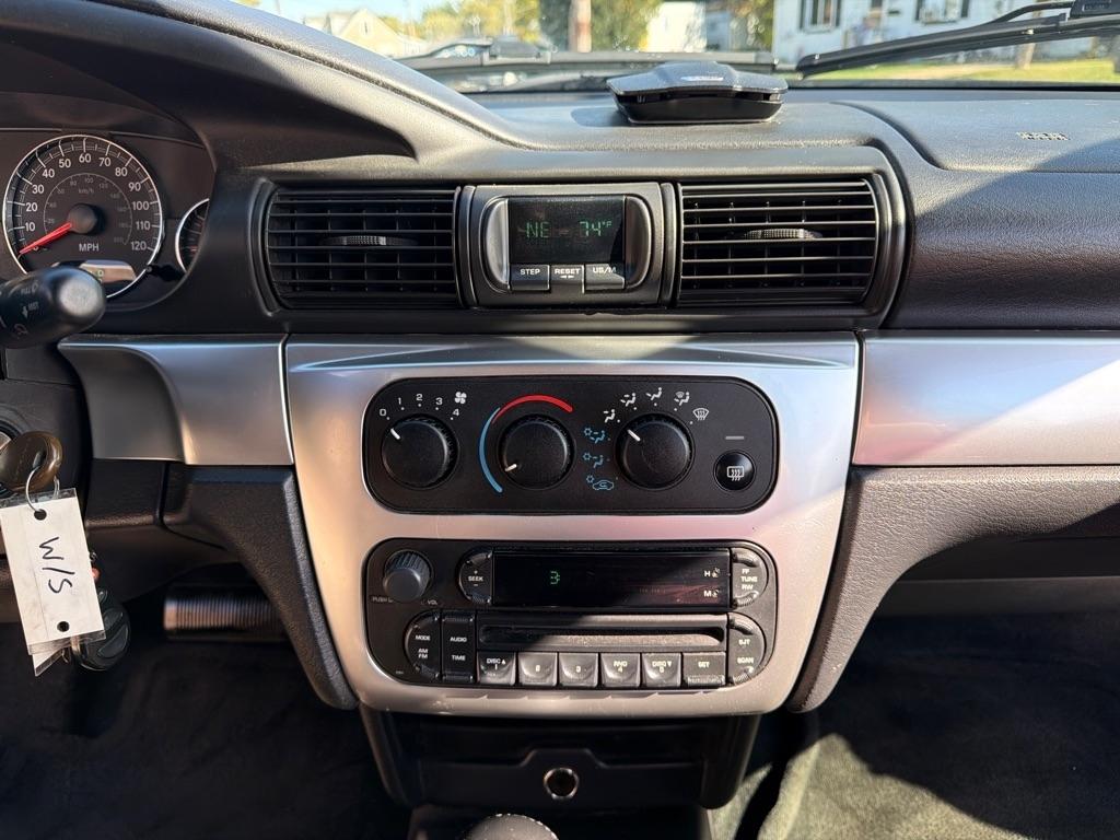 Chrysler Sebring Touring Convertible 2005