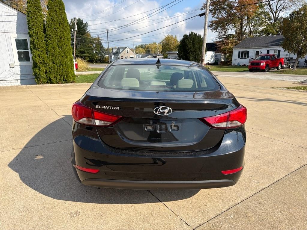 Hyundai Elantra GLS M/T 2014