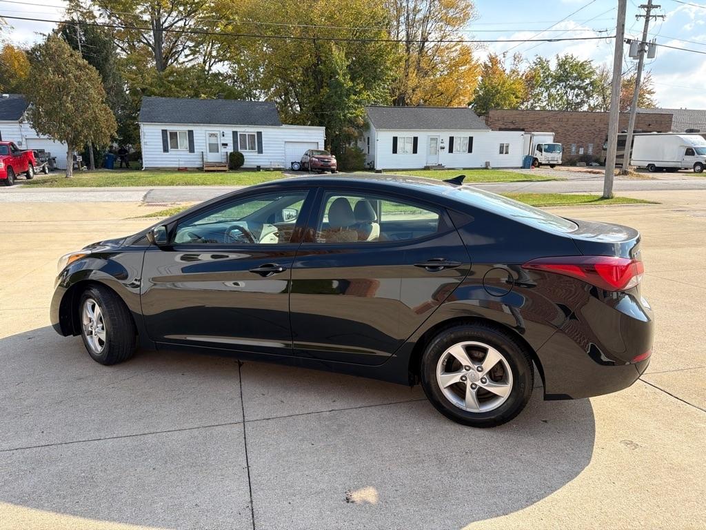 Hyundai Elantra GLS M/T 2014