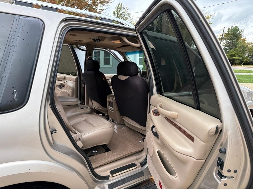 Lincoln Navigator  2002
