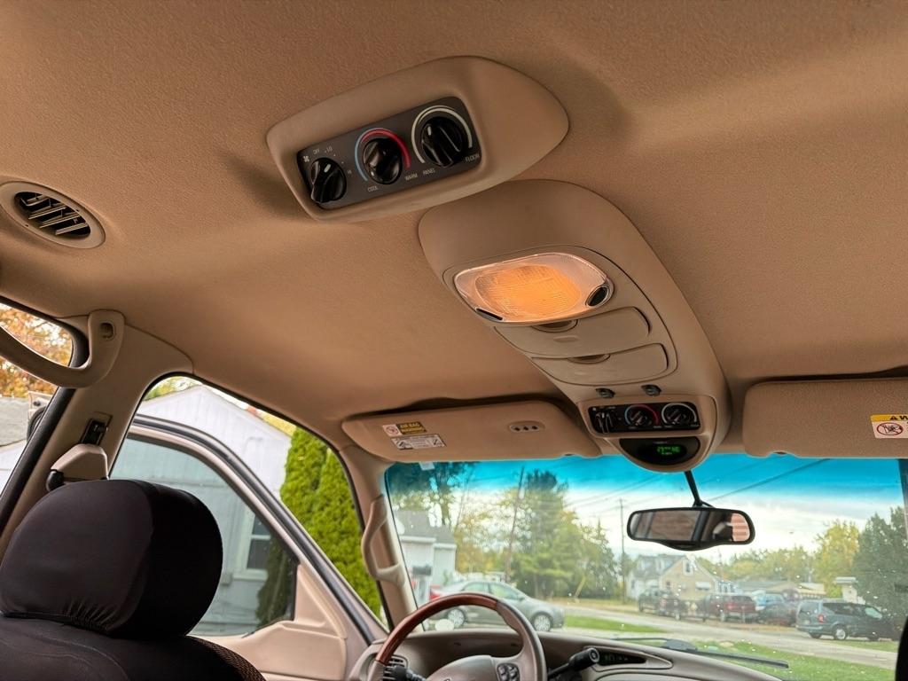 Lincoln Navigator  2002