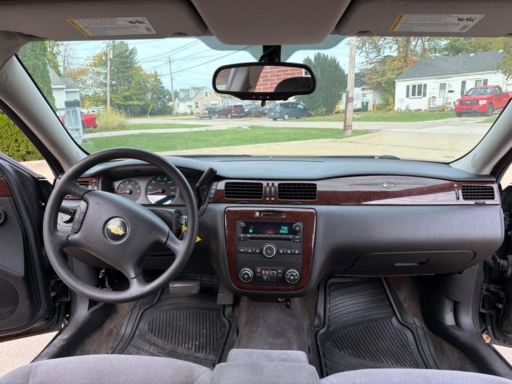 Chevrolet Impala LS 2010