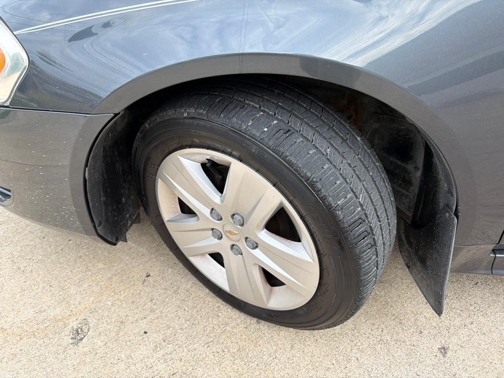 Chevrolet Impala LS 2010